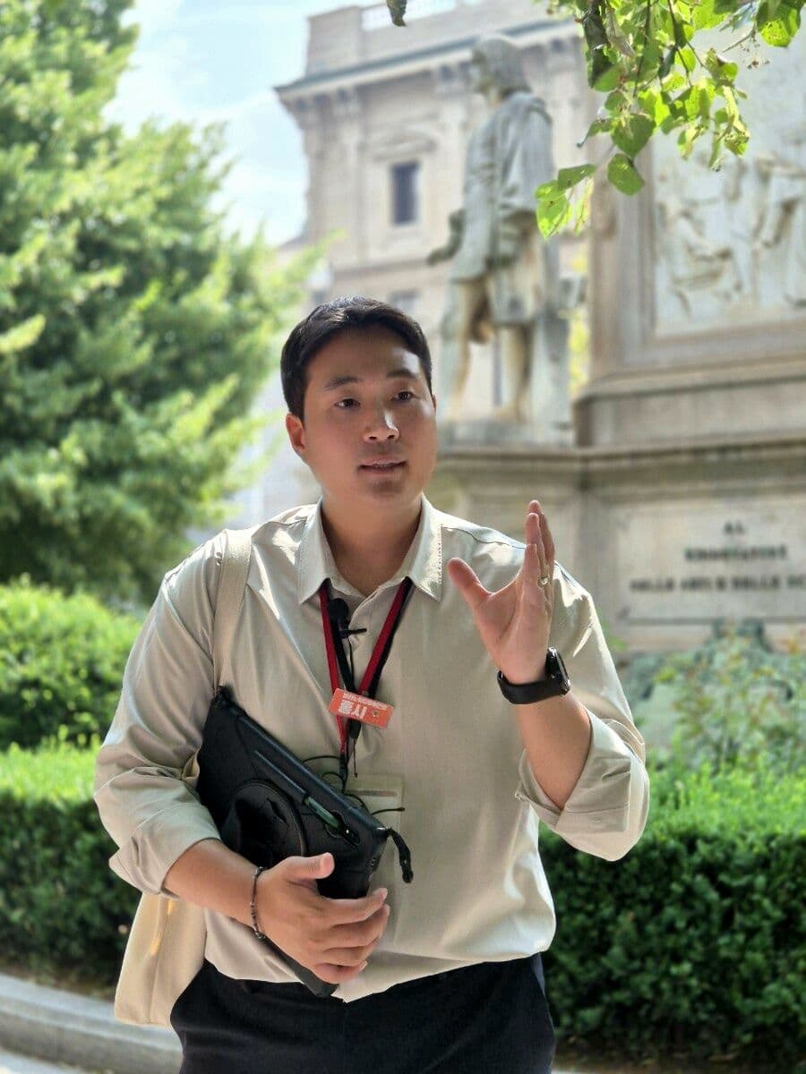 [홍시] 밀라노 하이라이트 워킹 가이드 투어 + 스포르체스코 성 내부 가이드 투어